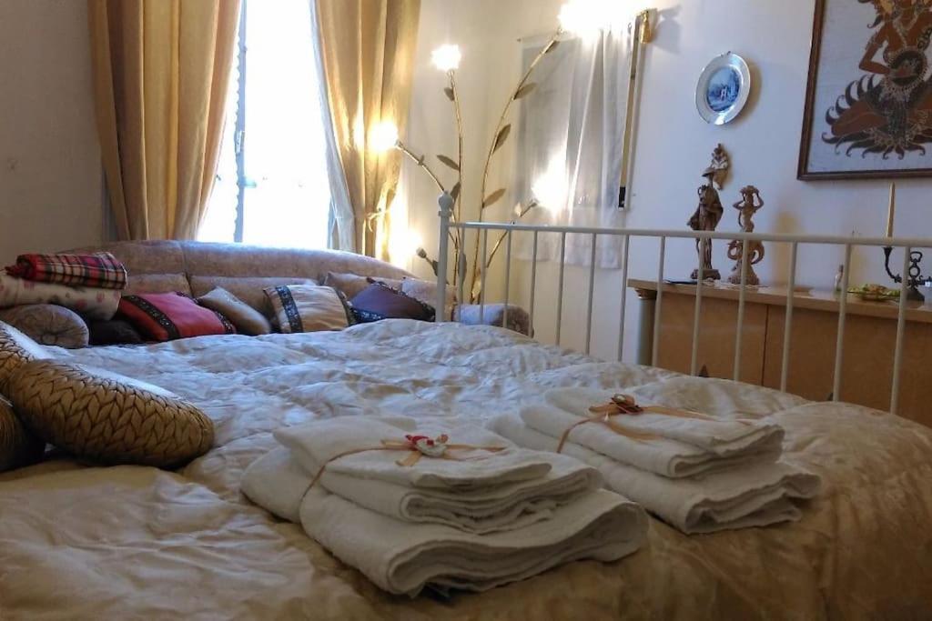 Apartamento Amazing Roof In The Heart Of Naples! Exterior foto